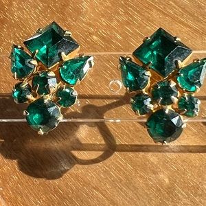Vintage screw back earrings 1940s-1950s